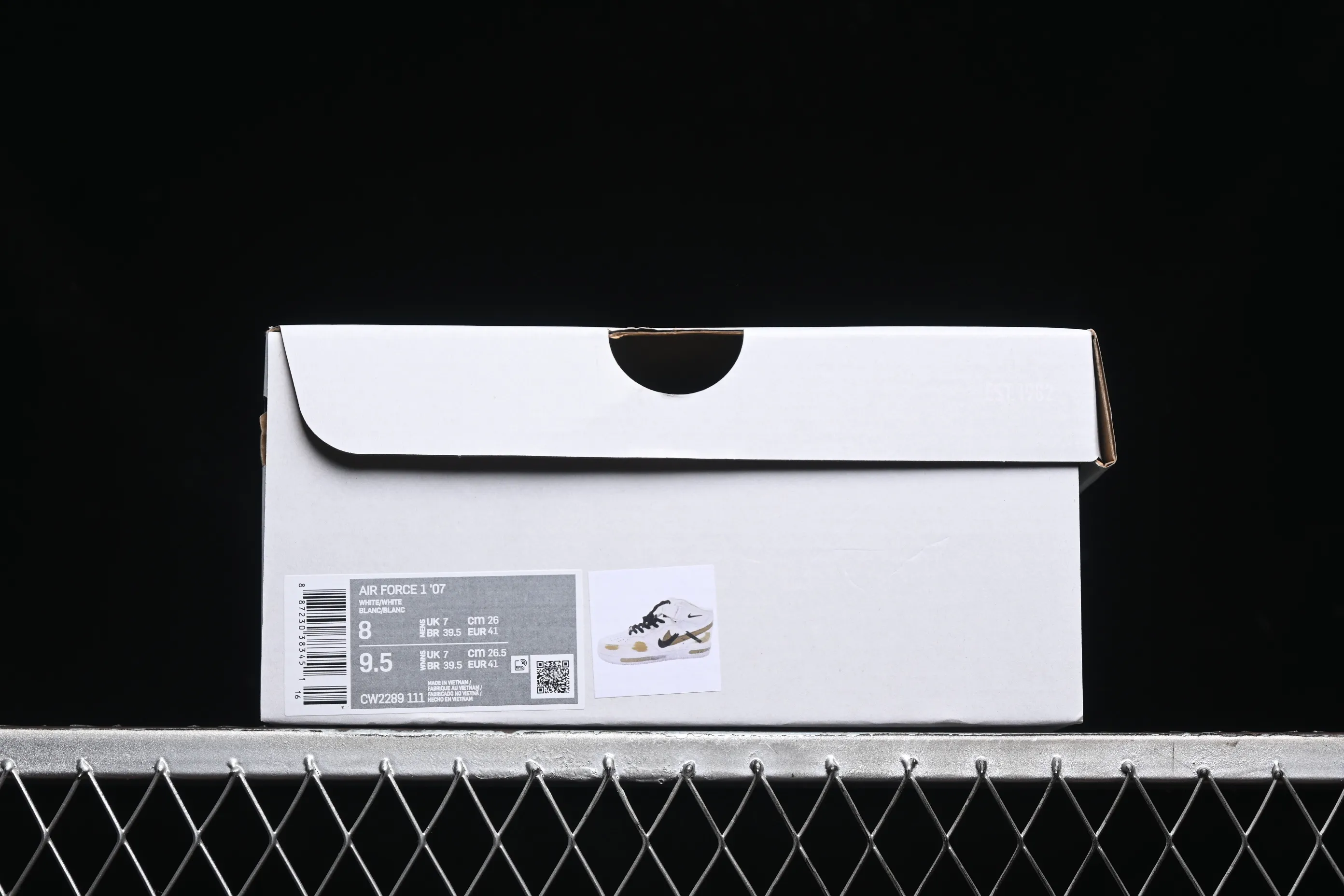 All categories Nk Air Force 1 Air Force series Nk Air Force 1 Mid Air Force mid-top Nk Air Force 1'07 Mid Olive green hand-painted Hand-painted fracture Triple hook shadow Air Force 1 strap mid-top casual sneakers CW2289-111